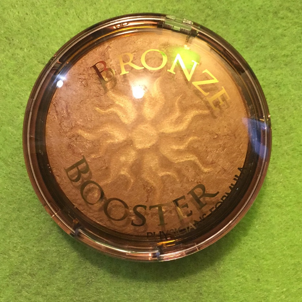 Physicians Formula Bronze Booster+ bronzer powder